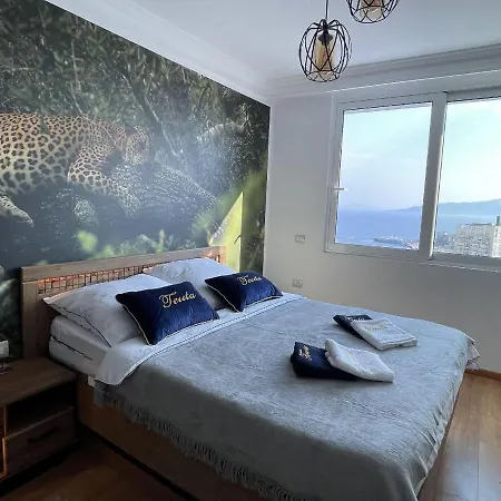 Teuta- Luxury Penthouse 200m2 Apartment