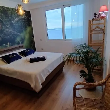 شقة Teuta- Luxury Penthouse 200m2 ساراندا